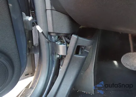 2013 Mini Hardtop Cooper из США, поврежденный, VIN WMWSU3C58DT678714